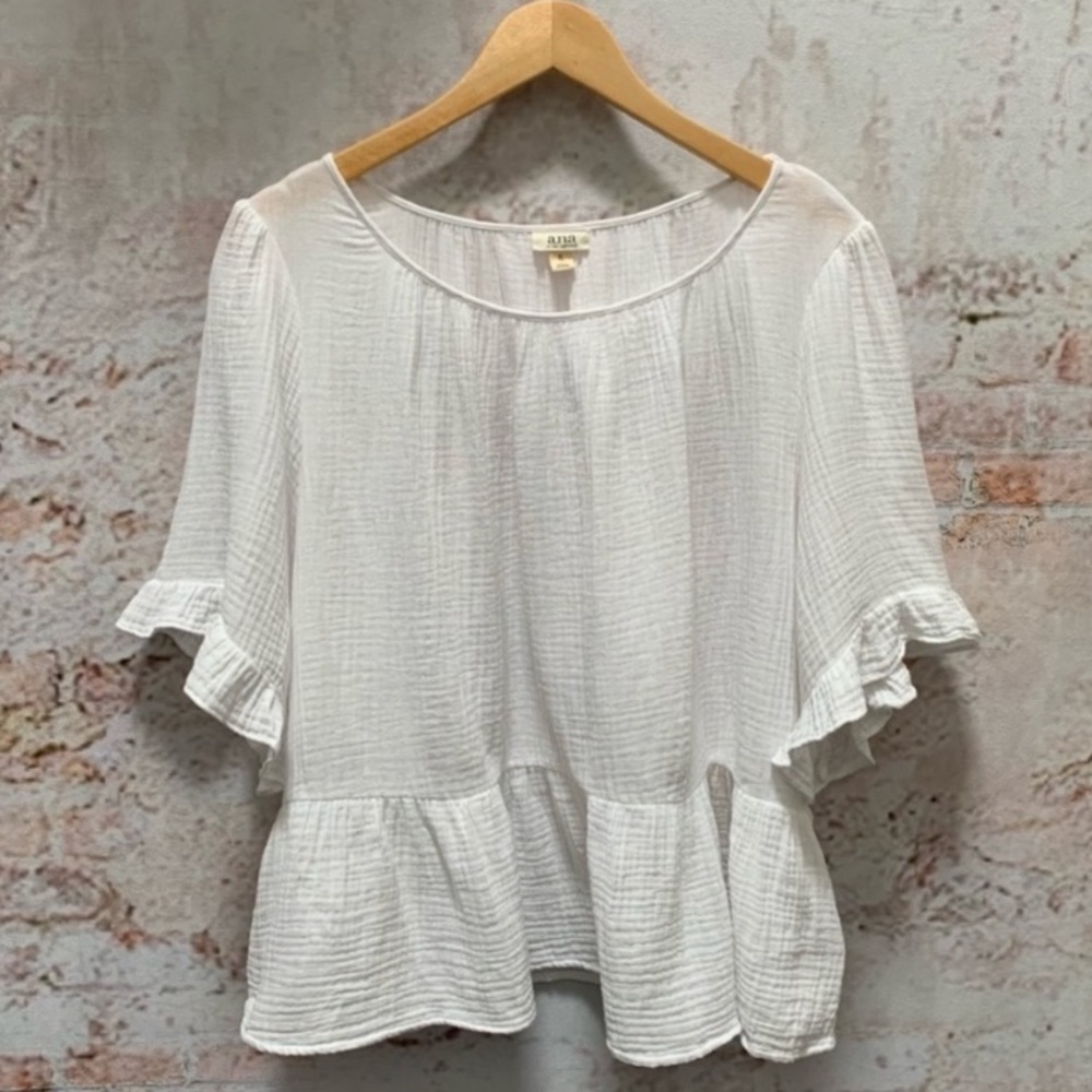Boho Ruffled Lagenlook White Top - Picture 6 of 6
